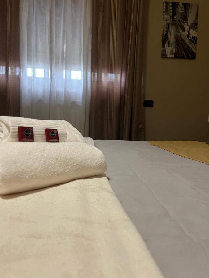 Charme & Relax - Fiera Di Roma - Fiumicino Airport Apartment Ponte Galeria Ngoại thất bức ảnh